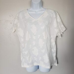 Sweet Salt NWOT Women's 10 White Short Sleeve Blouse Raised Pattern Shirt Top